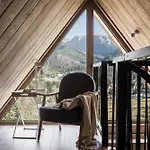 Mountain Base - Osada Szeligowka Premium 考斯赛力克