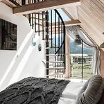 Mountain Base - Osada Szeligowka Premium