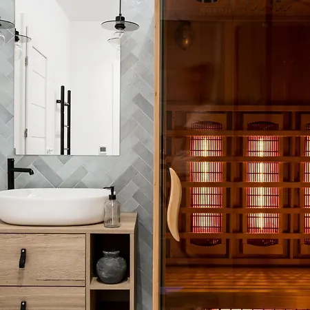 Mountain Base - Osada Szeligowka Premium 펜션 코스실리스코