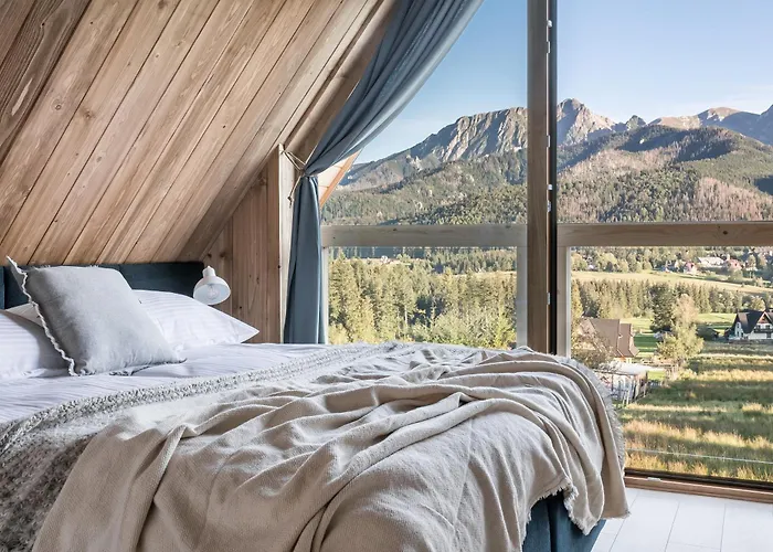 Semesterbostad Mountain Base - Osada Szeligowka Premium